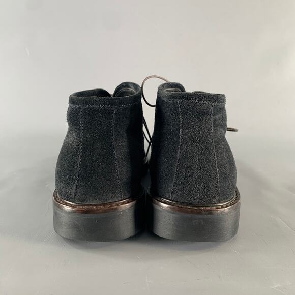 ERMENEGILDO ZEGNA Size 9.5 Navy Suede Chukka Boots main image 4